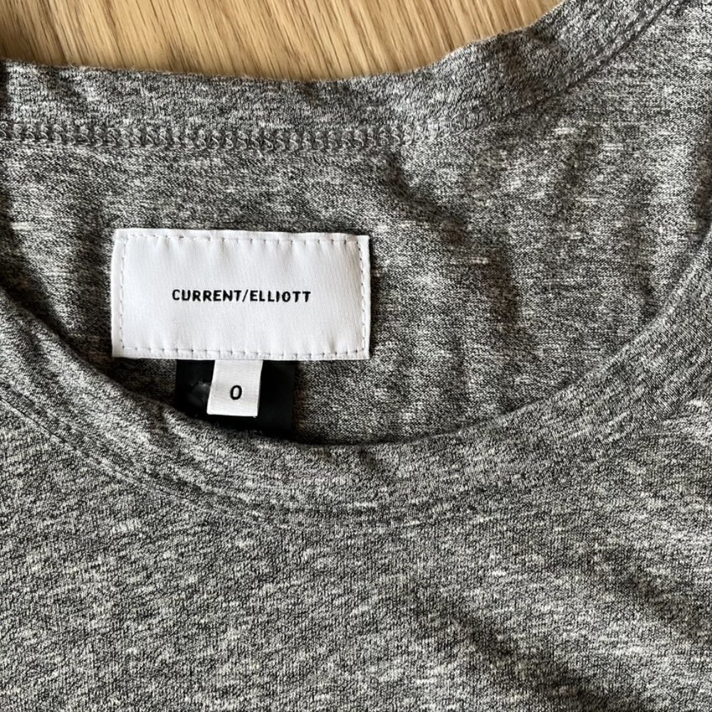 ** Current Elliot the Tier Scoop-Neck Long-Sleeve Top - heather grey - Picture 9 of 10